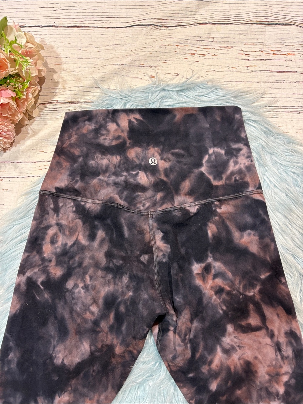 Lululemon Align Super High Rise Short Diamond Dye 10" Nulu - Picture 7 of 9